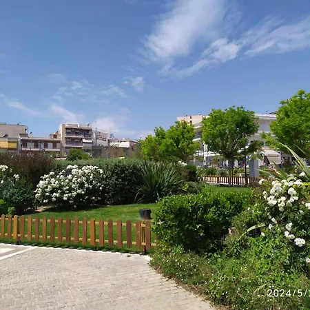 On The Metro Station Of Korydallos Apartament Pireus